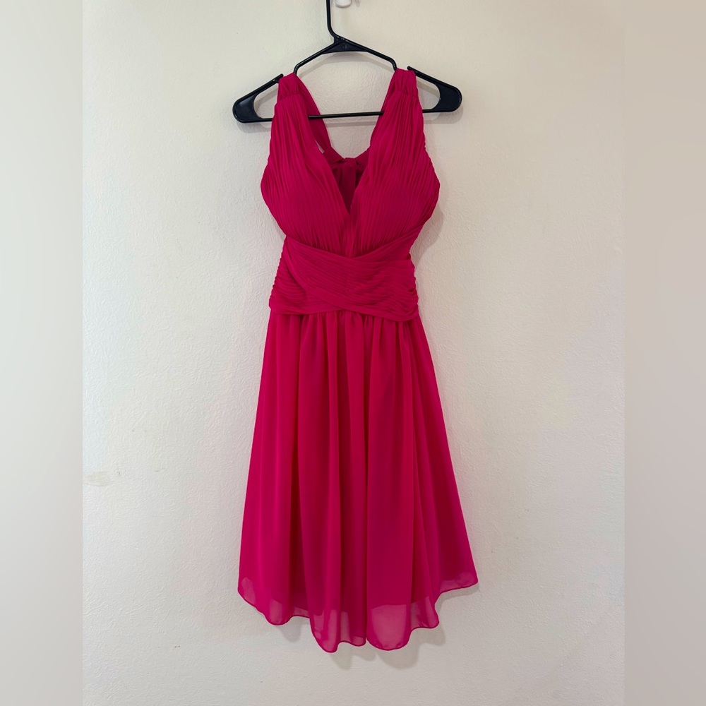 Bari Jay Fuchsia Pink Pleated Chiffon V-Neck Bow Back Midi‎ Formal Size 8 (776)